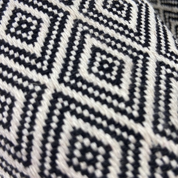 Ginger Snaps Women’s Espadrille Cross Stitching Slip-on Flat Shoes Size 8 NEW - Picture 9 of 12